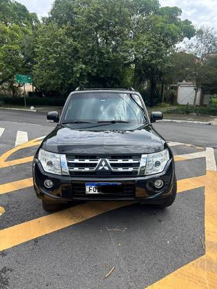 MITSUBISHI PAJERO FULL 3.8 HPE 4X4 V6 24V GASOLINA 4P AUTOMÁTICO